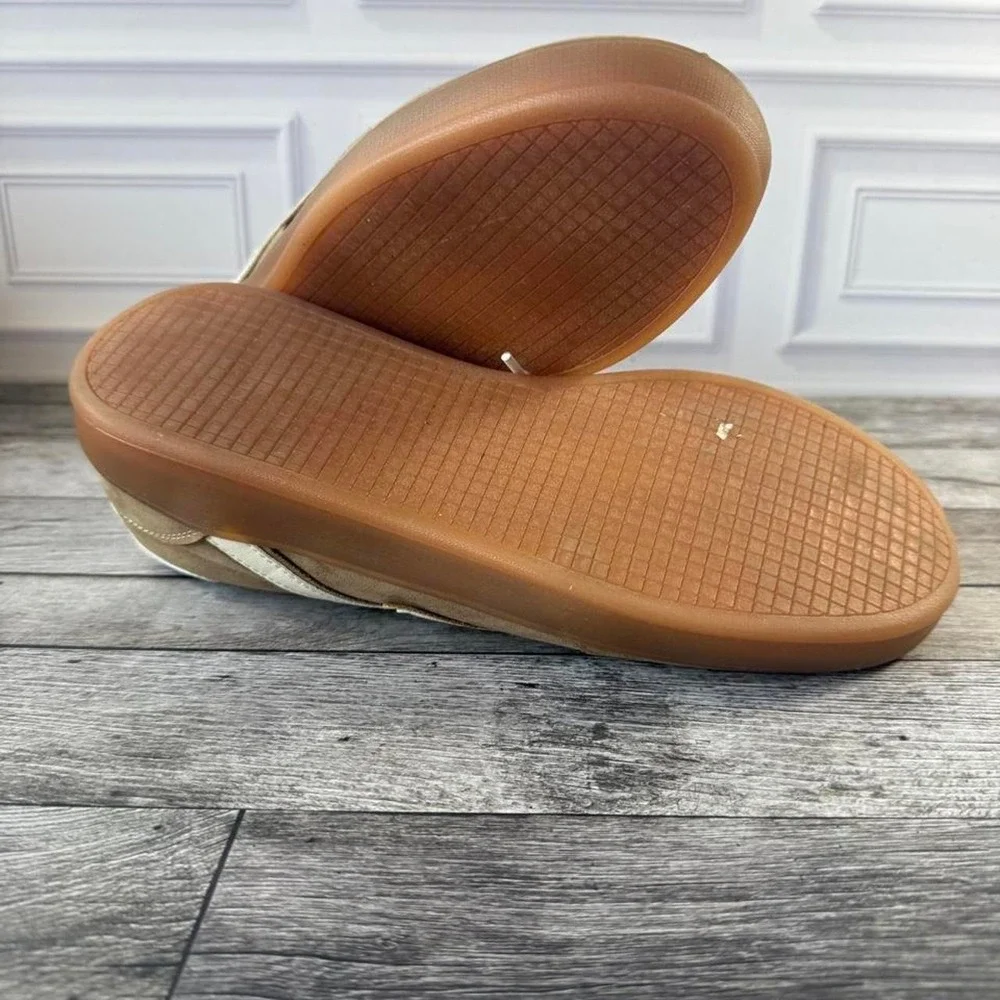 Madden Girl size 8.5 tan & brown sneakers with white detail